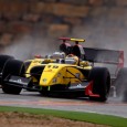 Norman Nato claimed his maiden pole position in the Formula Renault 3.5 Series in a wet Sunday qualifying session at Motorland Aragon, while DAMS team-mate Kevin Magnussen will start from the back.