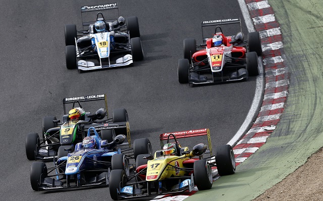 Photo: FIA F3