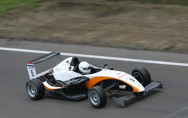 Photo: Formula Renault 1.6 NEC Junior